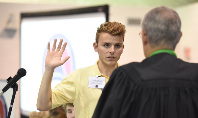 Boys Nation senators quickly handling legislation