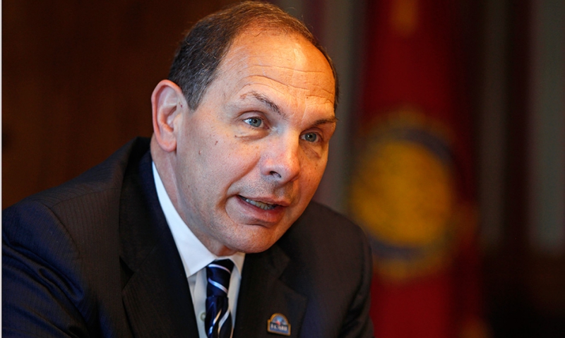 VA secretary assesses challenges, progress