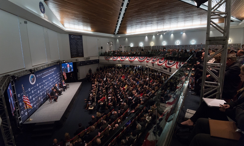 Military health discussion at National Defense Forum