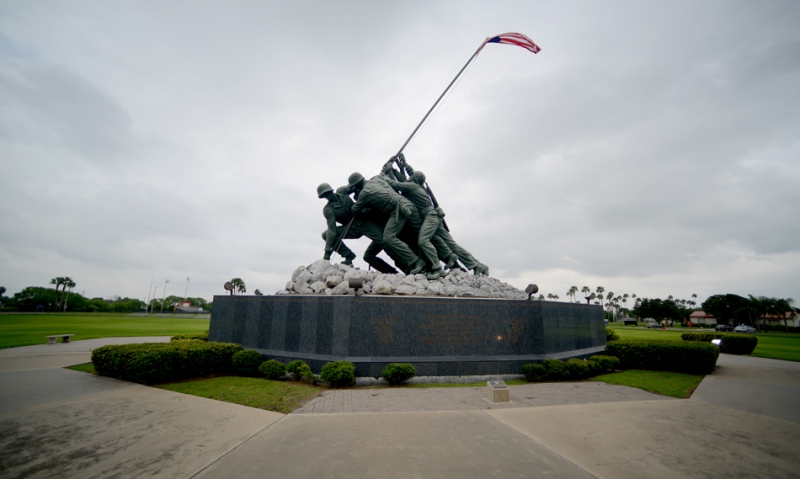 Original Iwo Jima mold stands tall in Texas