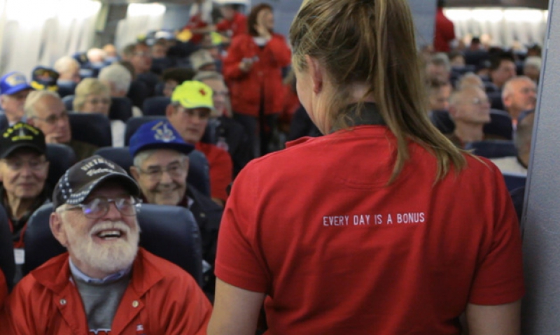 Korean War vets join WWII vets on Honor Flight