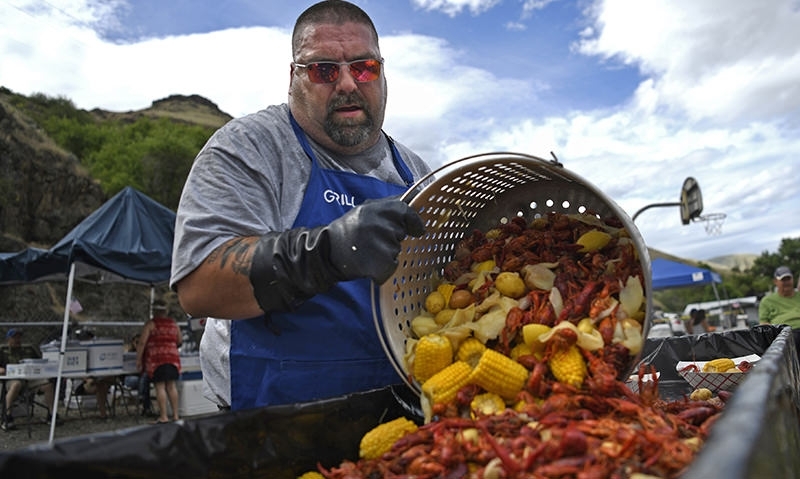 Crawdads, camaraderie and community