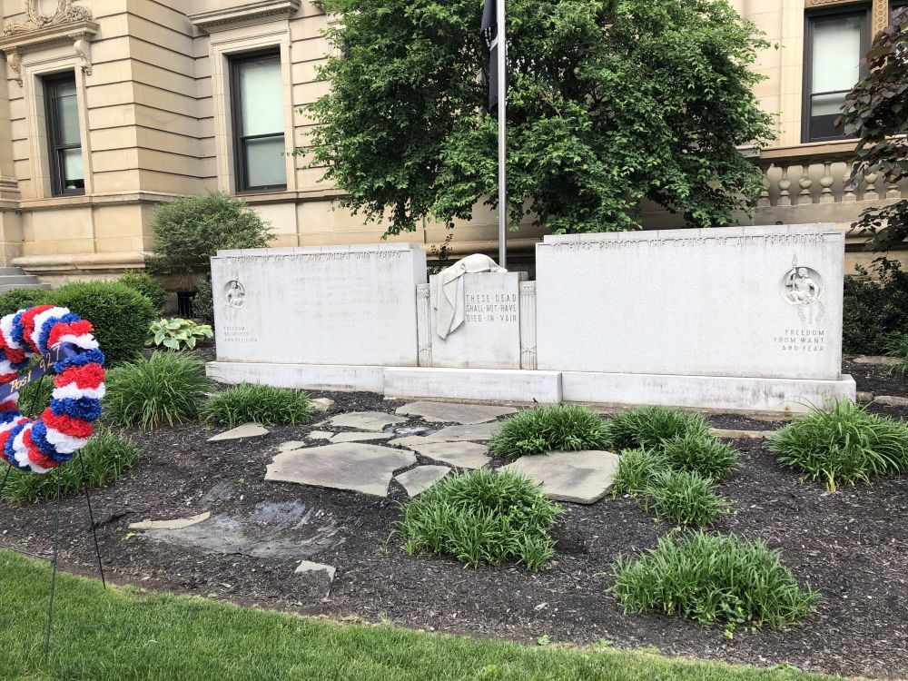 Washington County Courthouse Veterans Memorials