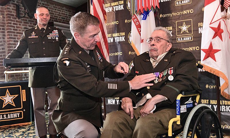 Black D-Day veteran receives long-awaited Purple Heart