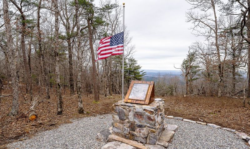 Alabama post gives ashes of retired U.S. flags final resting place