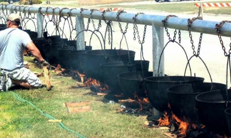 The Erie Bean Feed in Kansas: &#039;It&#039;s tradition&#039;