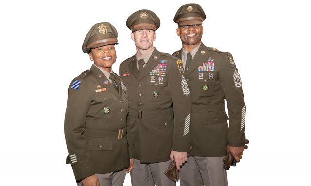 Recruits receive new Army uniforms as rollout continues > Defense