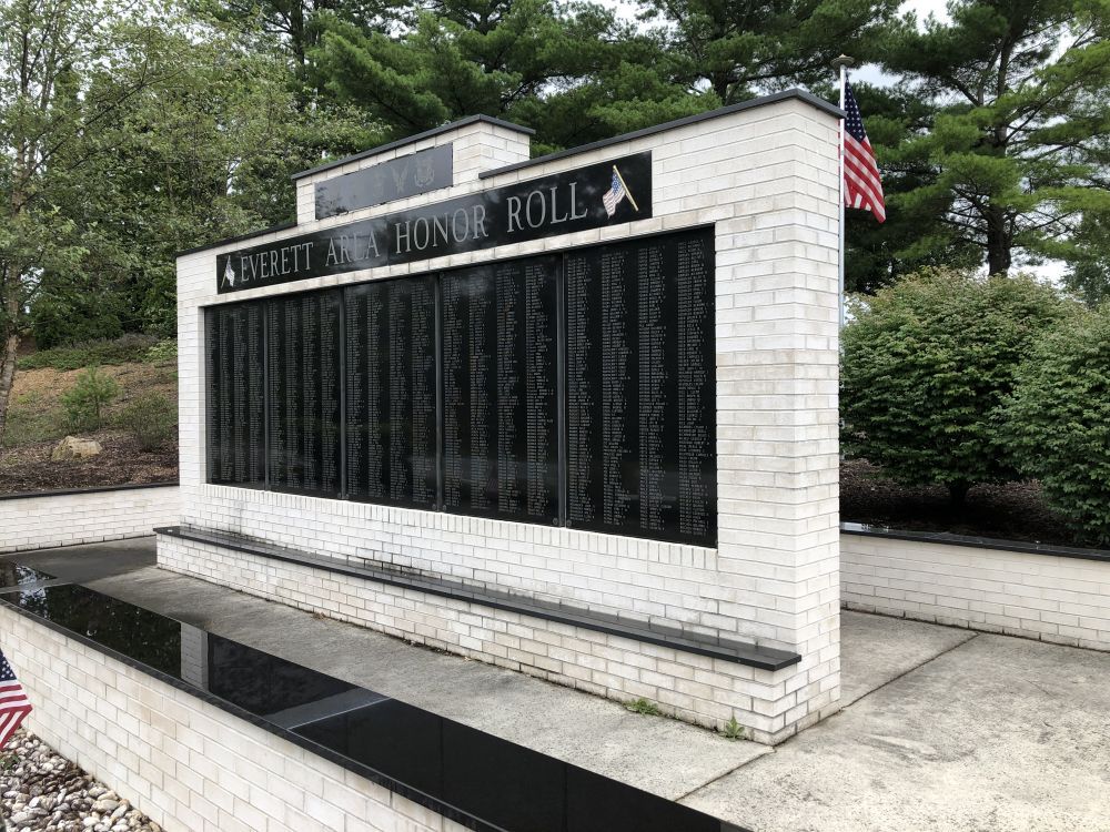 Everett War Memorials 