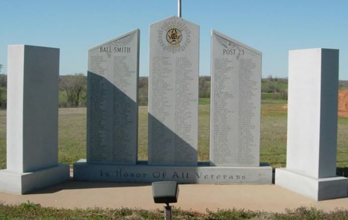 War Memorial Honoring All Veterans, Lindsay, Oklahoma