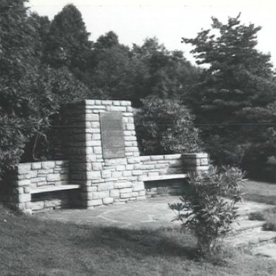 Gillespie Gap Monument, Spruce Pine