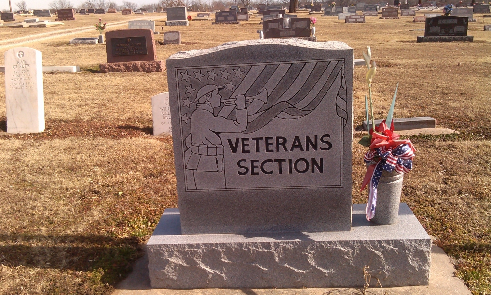 Pawnee, Oklahoma - Highland Cemetery Veterans Section Memorial