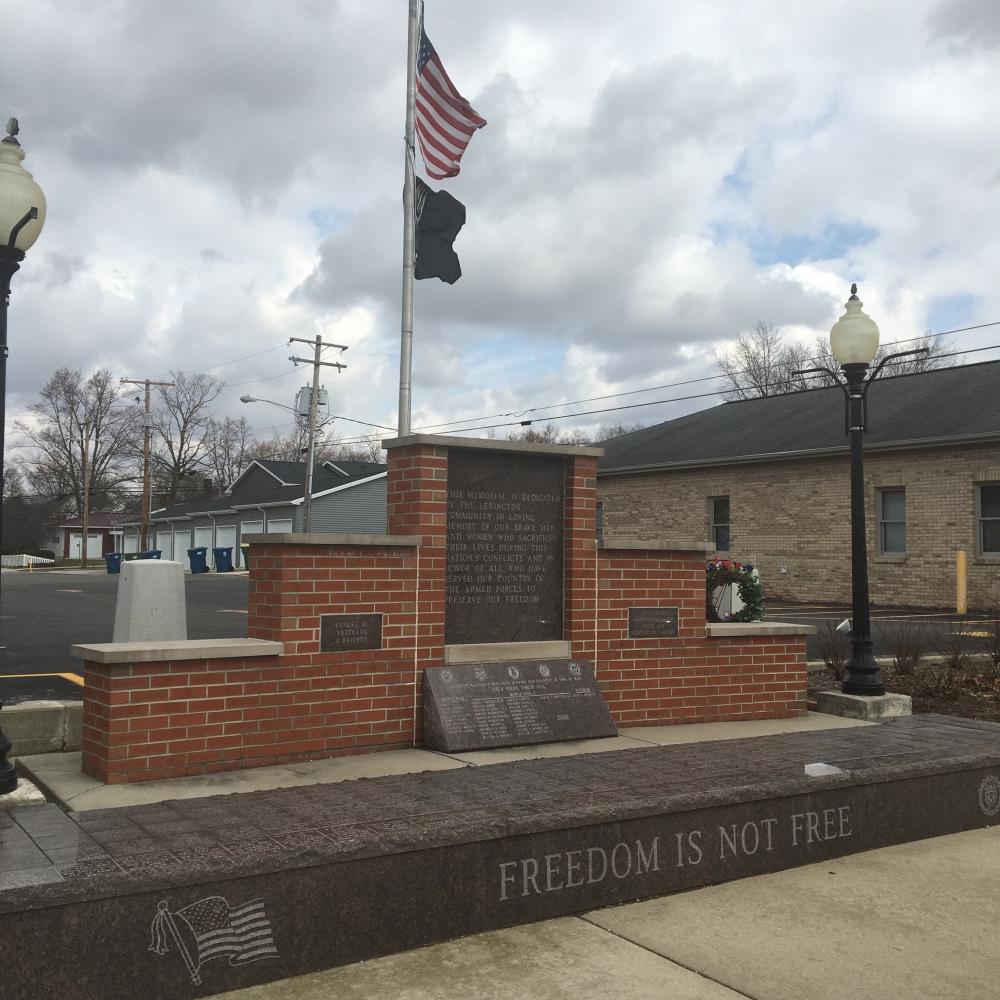 Lexington Community War Memorial