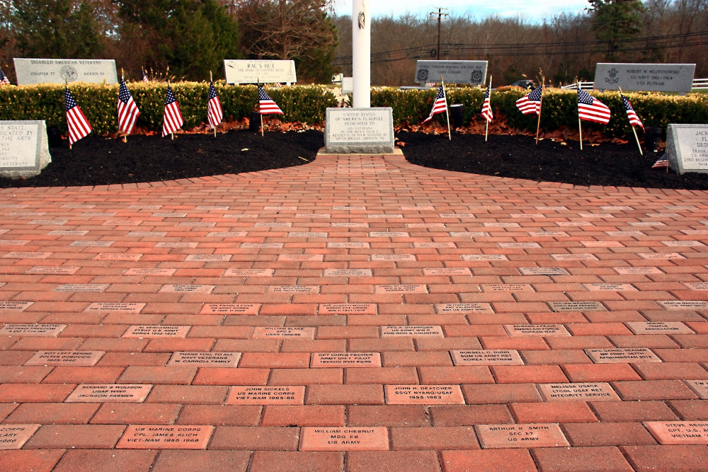 Veterans Memorial Garden