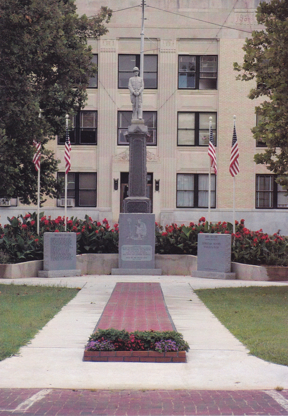 Pawnee County Veterans&#039; Memorials and Walk Of Honor