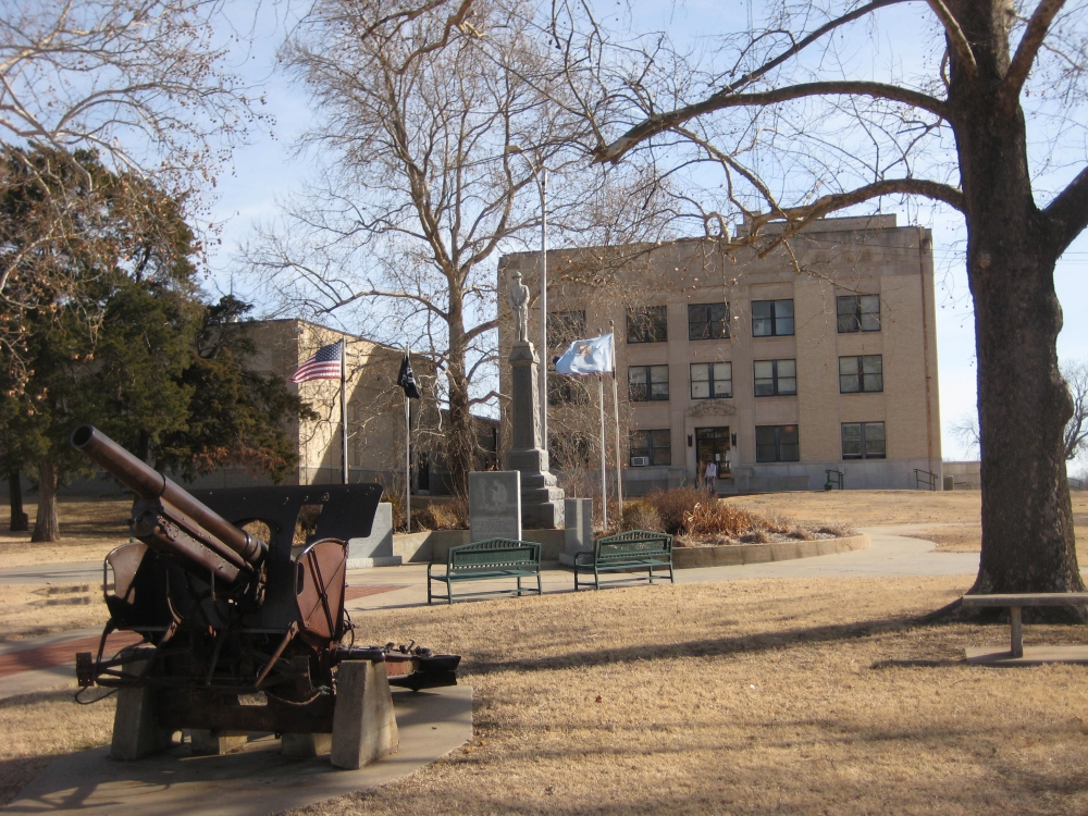 Pawnee County Veterans&#039; Memorials and Walk Of Honor