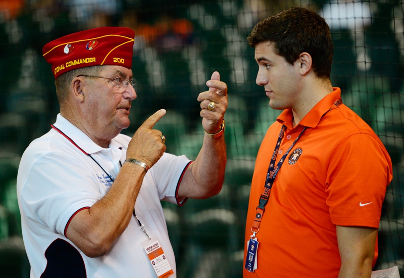 Koutz throws out first pitch at Houston Astros game