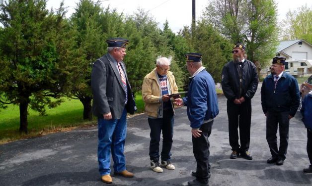 Legionnaires honor 90-year-old WWII veteran