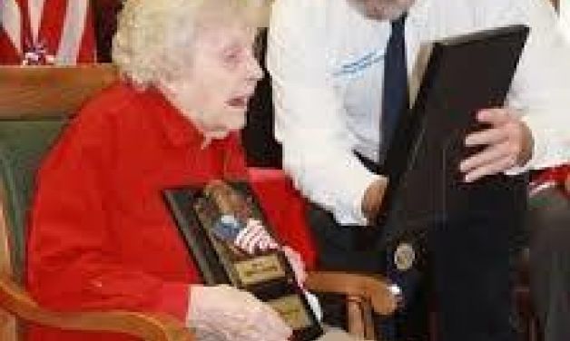 Mary Starr receives appreciation award